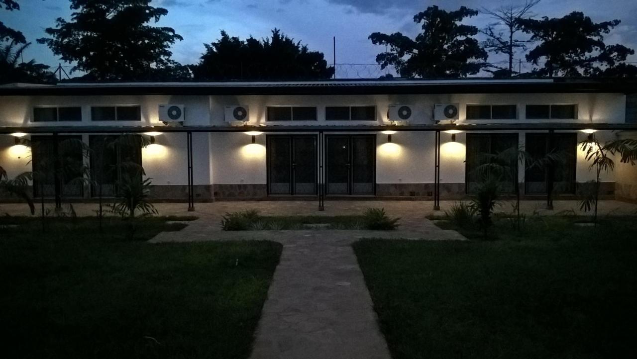 Urban Lodge Бужумбура Екстер'єр фото